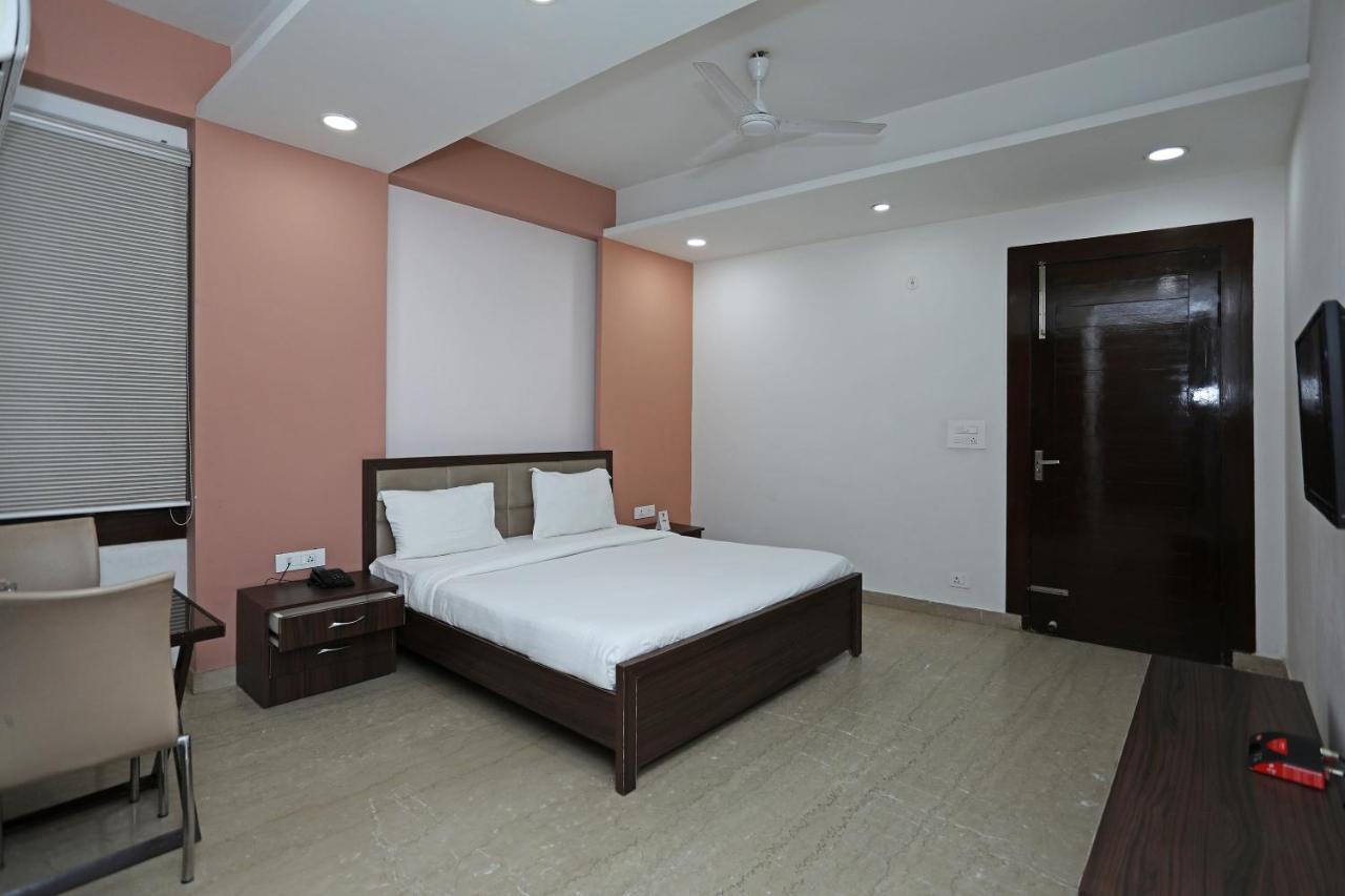Spot On 74347 Satyam Bhawan Hotel Puri Buitenkant foto